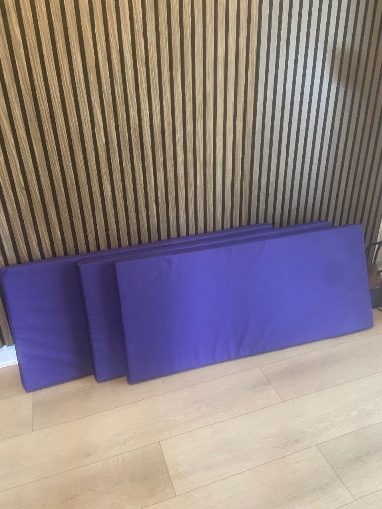 Bench Cushions Purpke