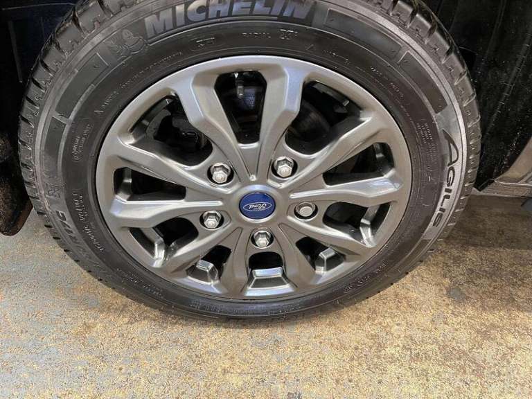 2022 Ford Tourneo Custom 2.0 EcoBlue Hybrid 185ps L/R 8 Seater Titanium X MPV DIESEL Manual