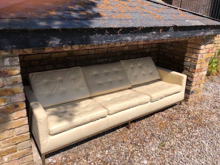 Free- Cream Leather Three-Seater Sofa – Good Condition