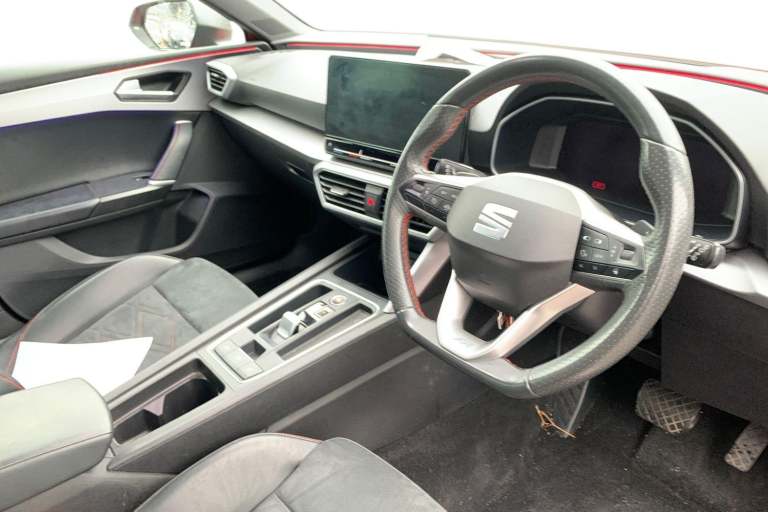 2021 SEAT Leon 1.5 eTSI 150 FR Sport 5dr DSG Estate PETROL Automatic