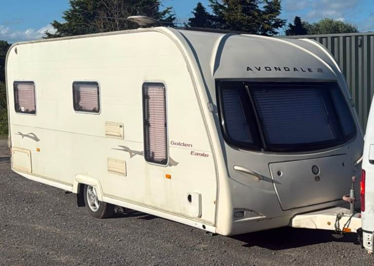 2009 Avondale caravan