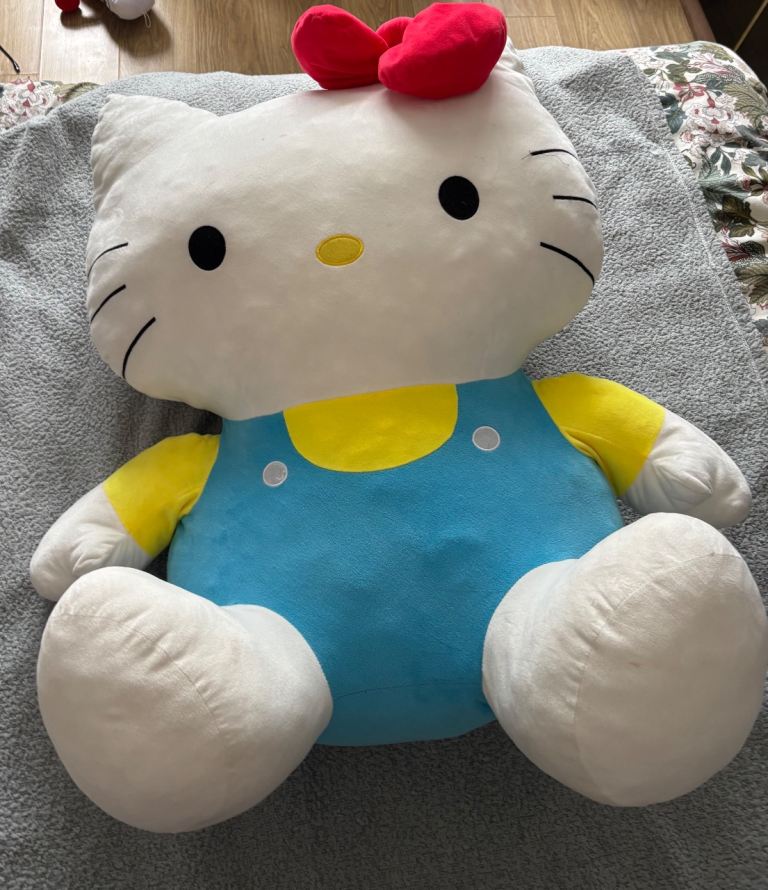 Jumbo sized Hello Kitty Plush 