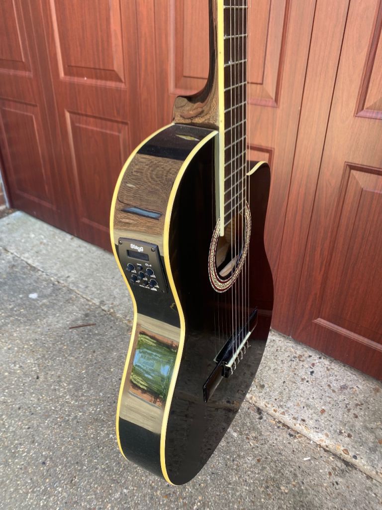 Stagg Electro-acoustic guitar 