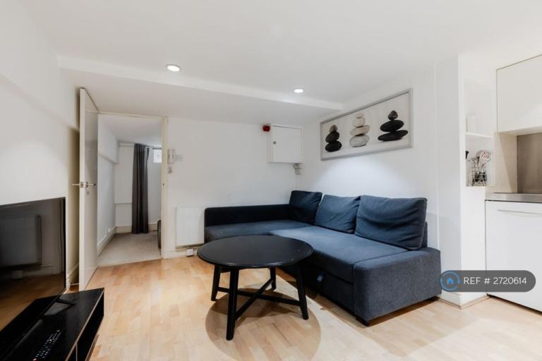 Studio flat in London, London, NW6 (#2720614)