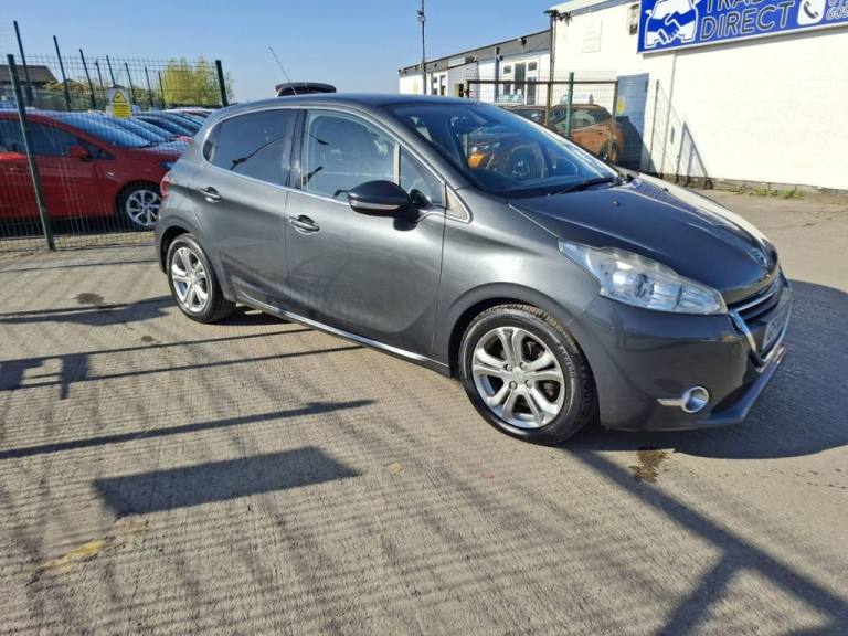2014 Peugeot 208 1.2 VTi Allure 5dr HATCHBACK PETROL Manual