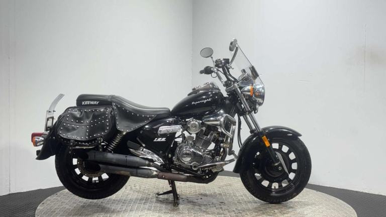 Keeway Superlight [Phone number removed]K PROJECT BIKE SPARES OR REPAIR 125CC CRUISER LEARN