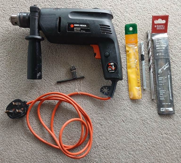 Black & Decker Hammer Drill DB155RT 550W With Chuck Key & 2 Drill Bits