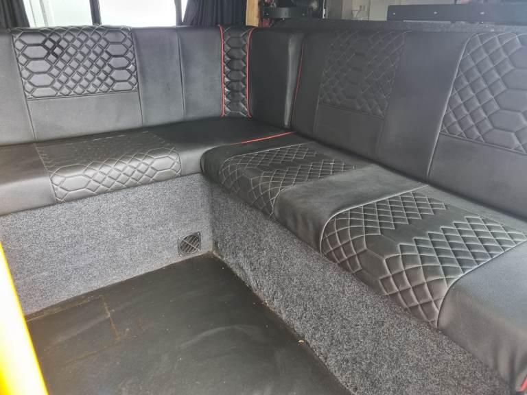 FORD TRANSIT CAMPERVAN - 6 SEAT BELTS - MATCHING RE-TRIMM SEATING - DIESEL HEATER