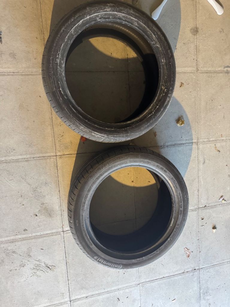 Tyres 235/45/18