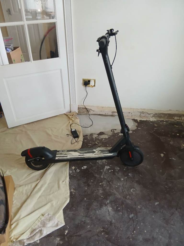 Zinc Eco Max Black Electric Scooter - Good Condition
