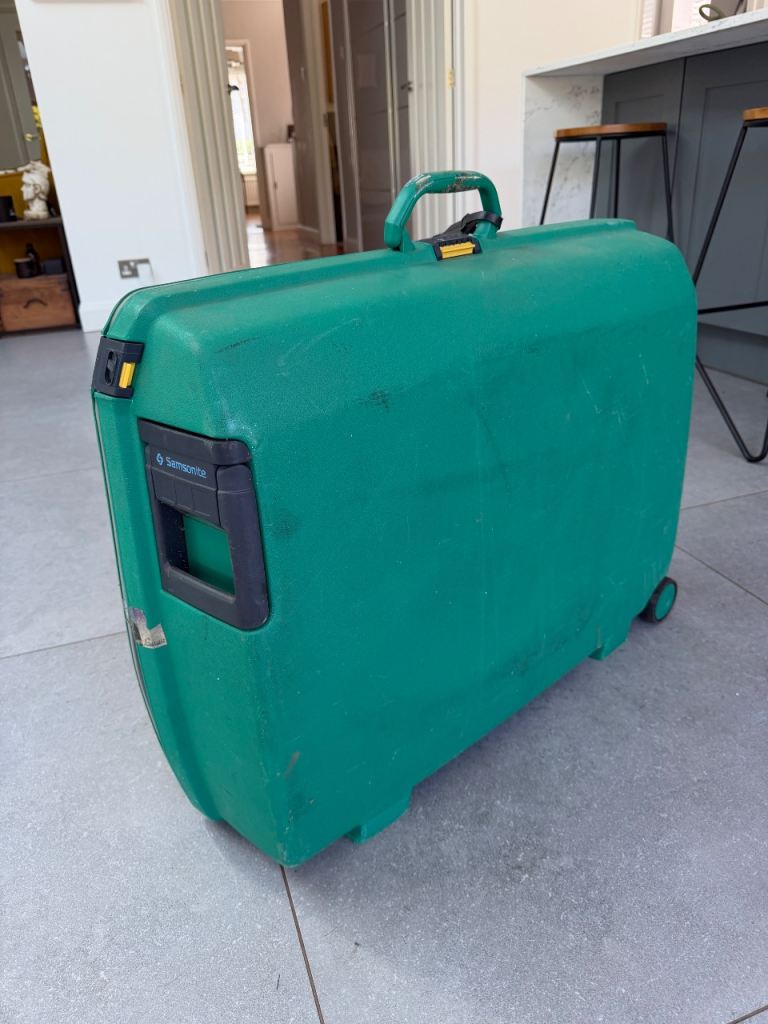 Samsonite Hard Case Suitcase – Green, Fair Condition
