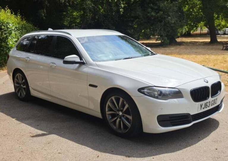 BMW 5 SERIES 520d SE TOURING