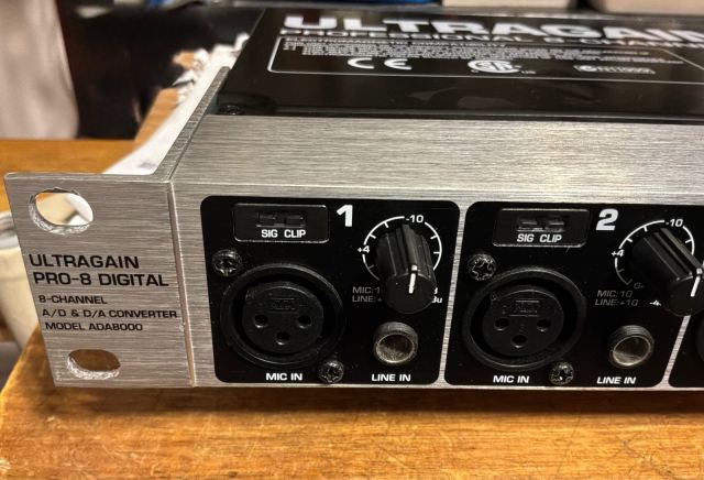 Behringer ADA8000 (Ultragain Pro-8 Digital) Microphone/Line Preamp