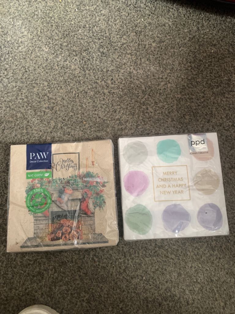 NEW 2 PACKS OF CHRISTMAS PRINT PAPER NAPKINS 