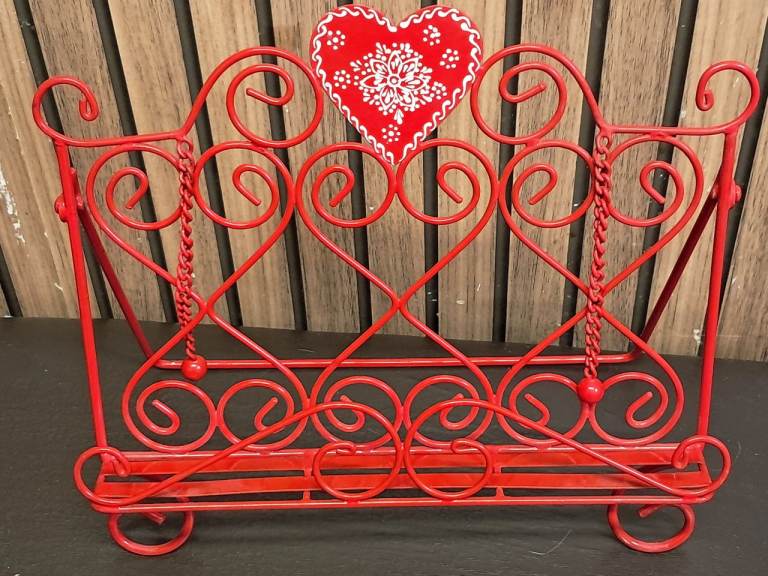  Beautiful Decorative Red Metal Cook Book Stand.