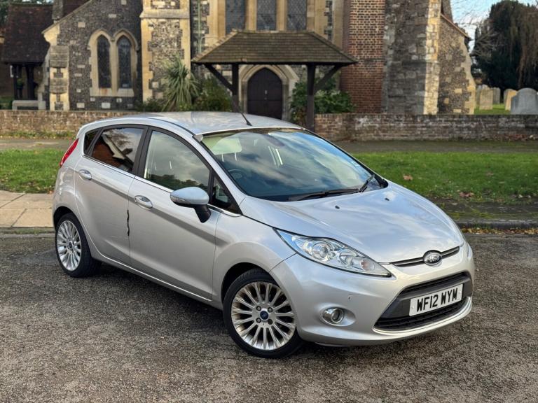 2012 Ford Fiesta 1.4 Titanium 5dr Auto HATCHBACK Petrol Automatic