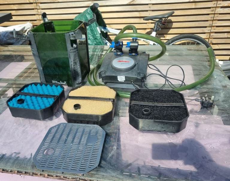 Jebo 1100FA extrrnal filter & pipes & media  ( For repair or parts )
