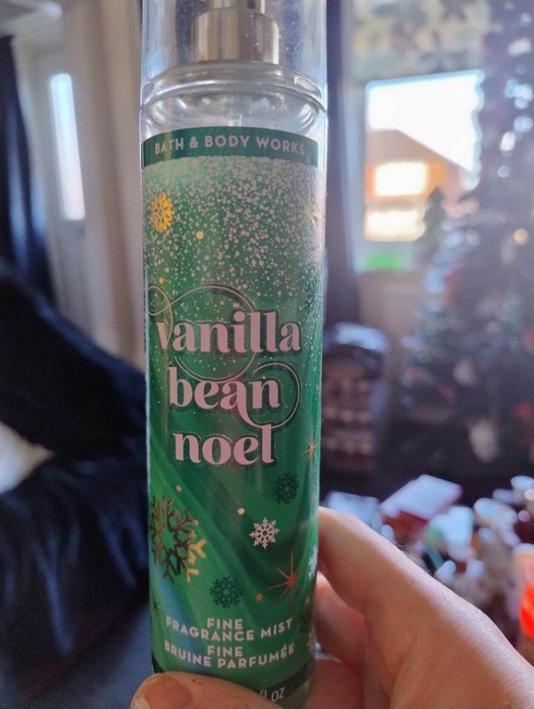 Bath and body works body mist 