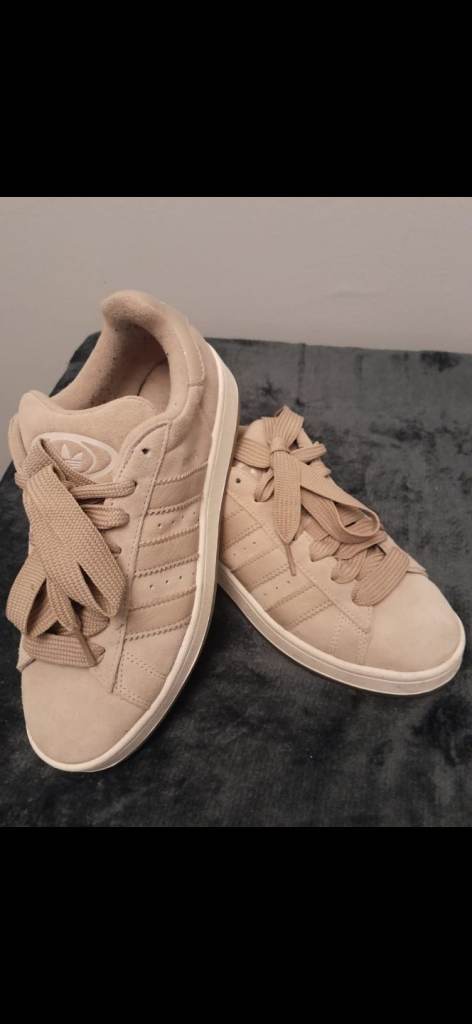 Addidas camous size 7