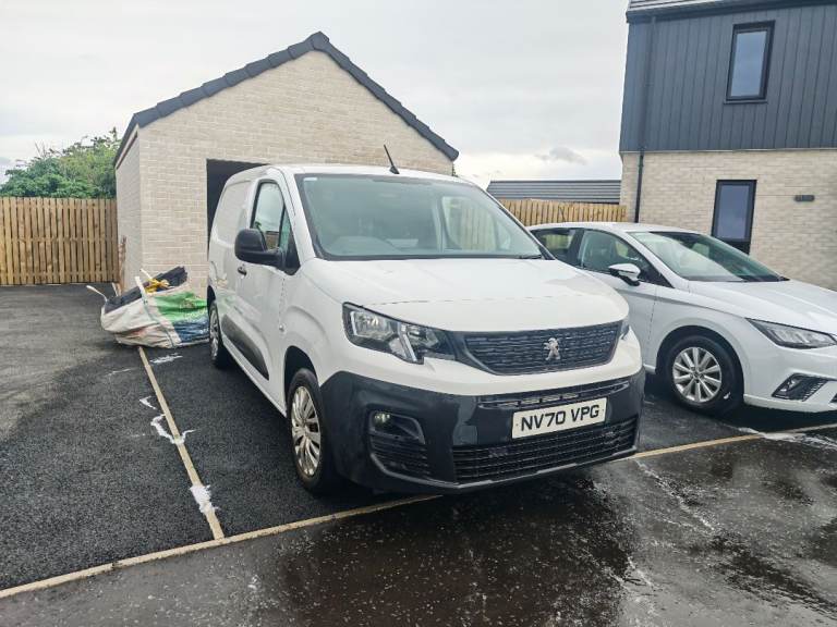 Well looked after company van with motorway miles