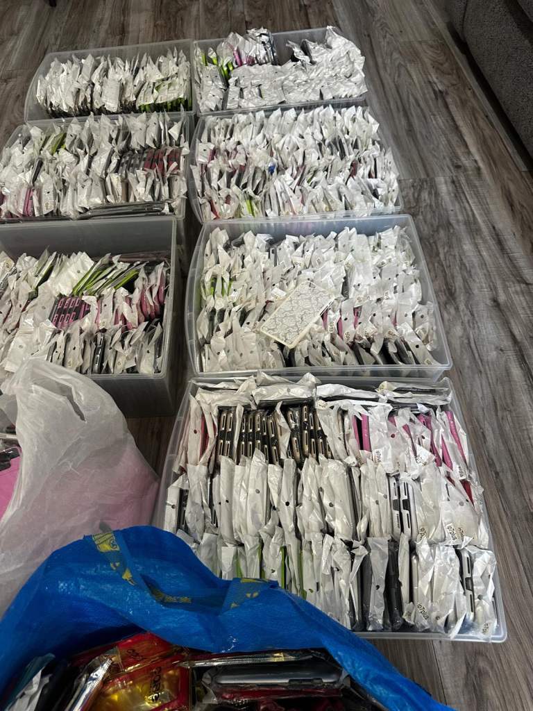 job lot Mobile phone covers( more than 800)