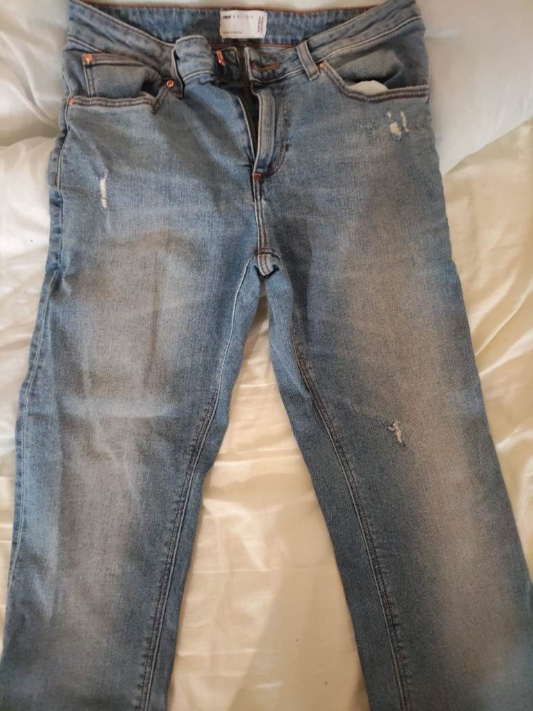 ASOS Light Blue Distressed Denim Jeans – Good Condition