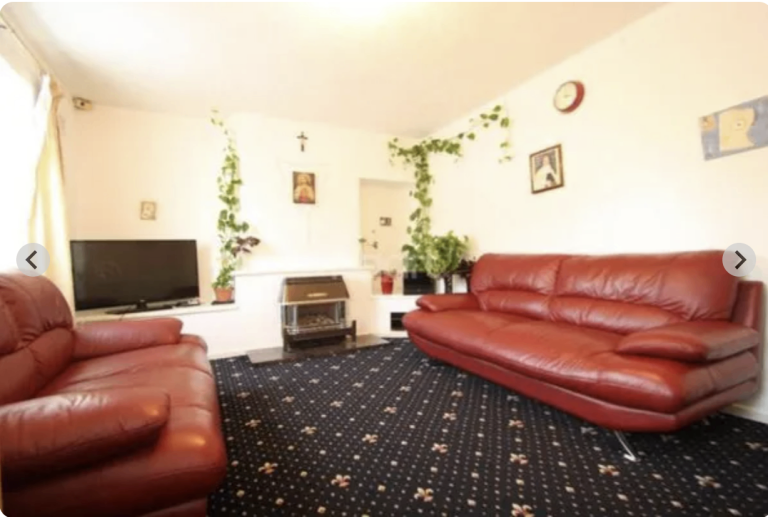 Light, bright, convenient, well positioned, spacious 4 Bedroom house Available To Rent