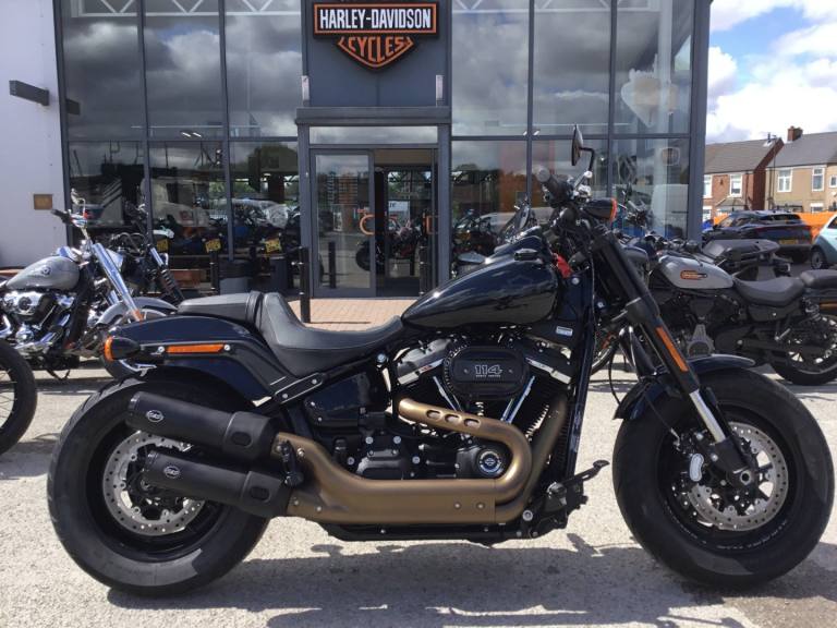 2021 Harley-Davidson SOFTAIL FXFBS FAT BOB 114 FXFBS Colour Option (21MY) CUSTOM PETROL Manual