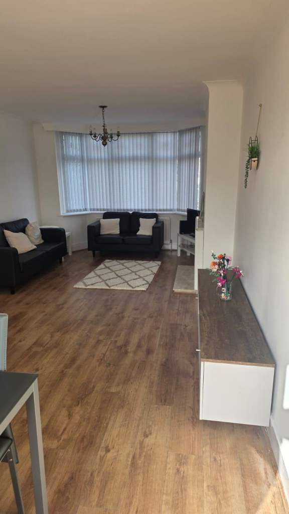 Furnished 3 Bed House to Rent in Chelysmore CV3 - 17mins walk to Cov Uni / City Centre/Train Station