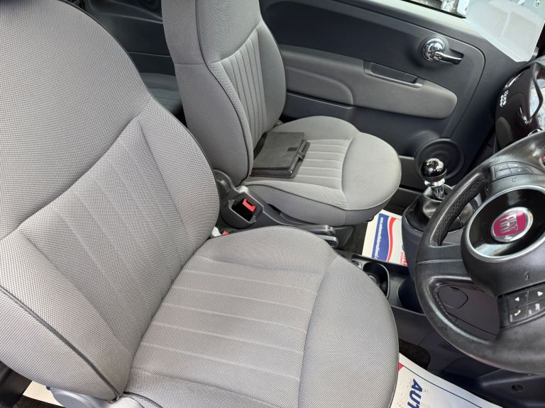 2012(62) Fiat  500 lounge 1.2 petrol manual mot 1 year road tax 1 year 35,000 Miles yes 35000