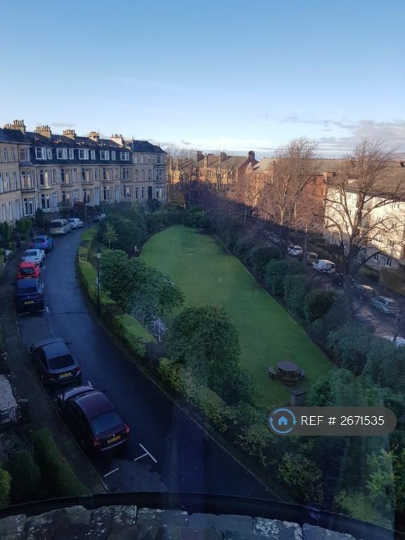 1 bedroom flat in Princes Gardens, Glasgow, G12 (1 bed) (#2671535)