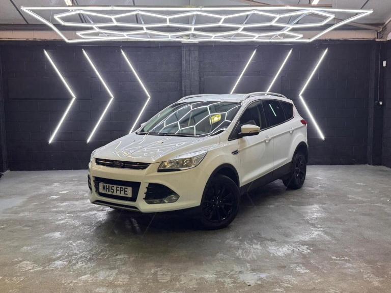 FORD KUGA 2.0 TDCi Titanium 2WD Euro 6 (s/s) 5dr 2015