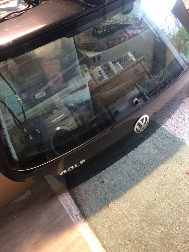 VW Golf mk4 tailgate 