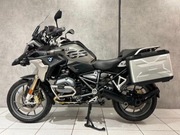 2017 BMW R1200 GS TE Exclusive - 17744 miles