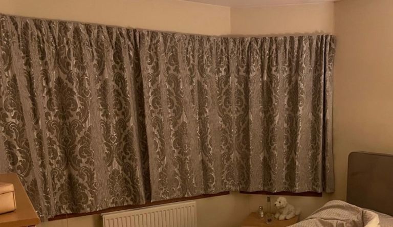 Dunelm Versailles Pencil Pleat Curtains 