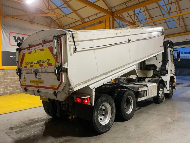 MERCEDES AROCS 3240 8X4 *EURO 6* ALUMINIUM INSULATED TIPPER - 2016 - YC66 WSY