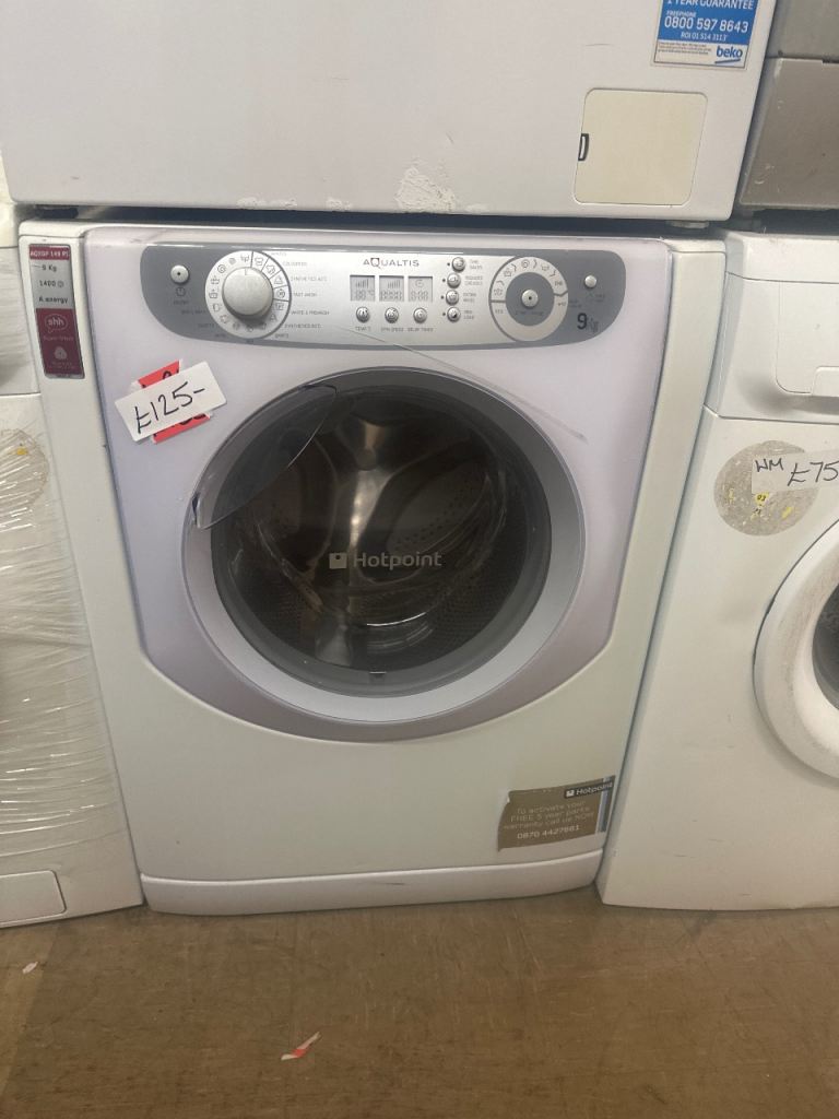 HOTPOINT WHITE 9KG LOAD WASHING MACHINE 