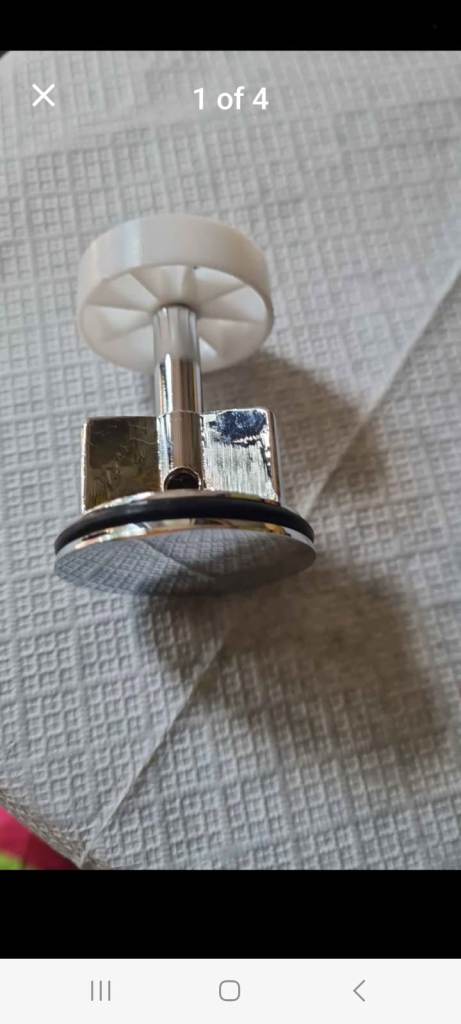 Chrome Bath Plug Waste with White Mechanism – As Good As New
