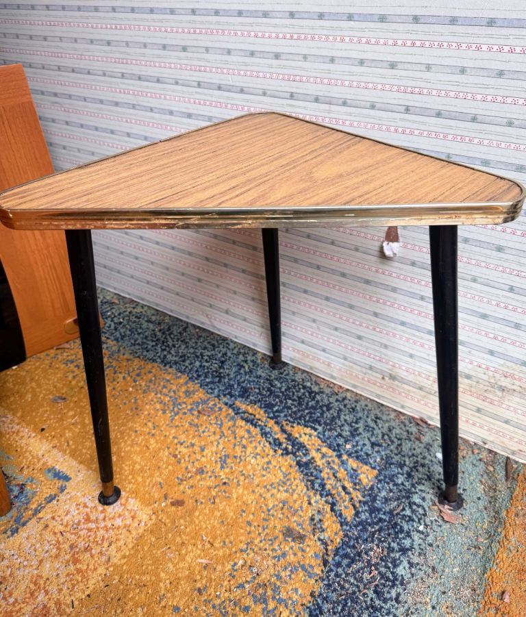 Small Vintage 1950s Atomic Formica Side Table