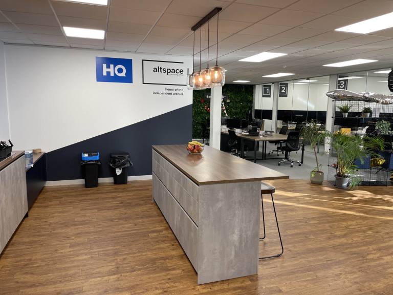 Warrington - WA1 2BA \ Monthly Coworking Membership