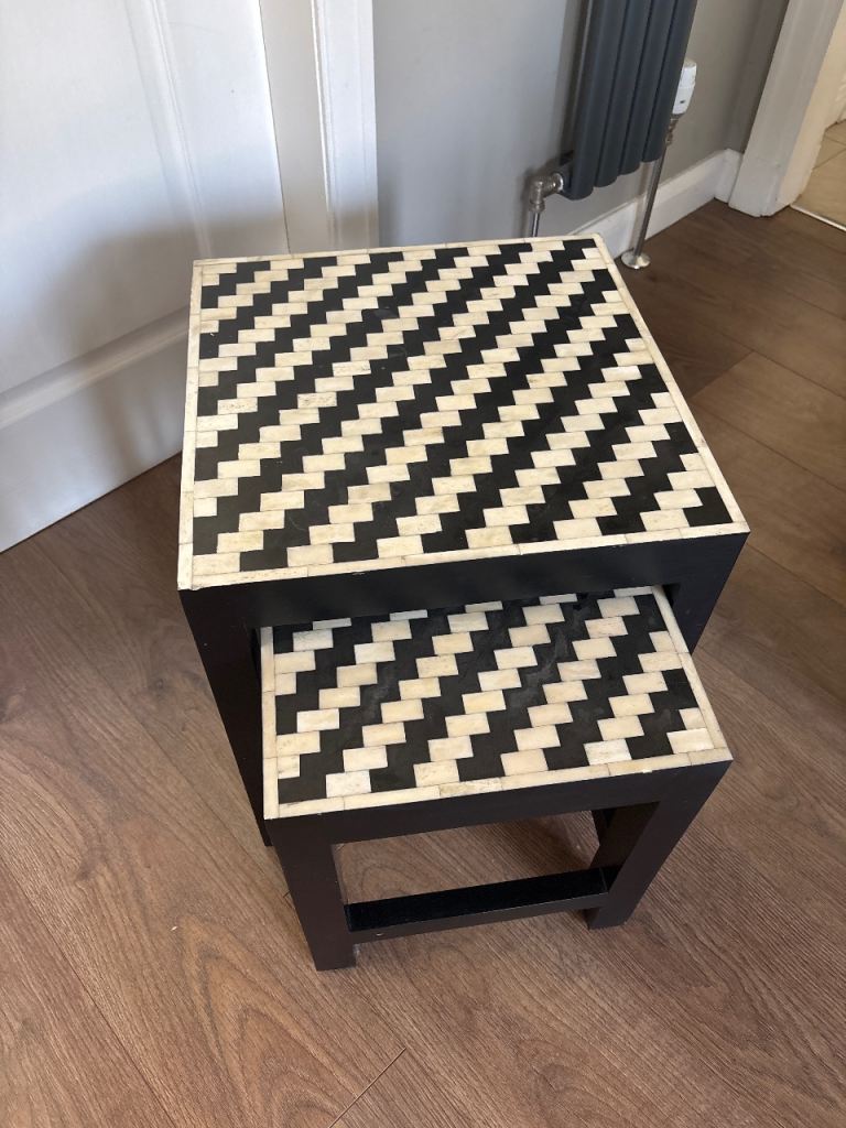 Pair of Chevron Pattern Nesting Tables – Black & White
