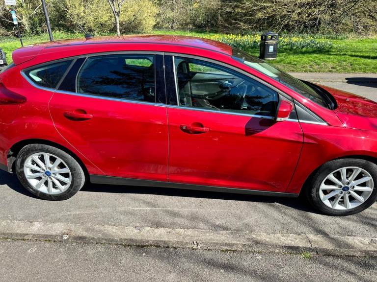 Ford Focus 2015 for sale. 