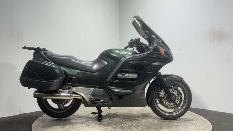 Honda ST 1993 64K VERY CLEAN EXAMPLE MOT RIDES WELL ICONIC COMMUTER BIKE