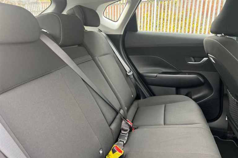 2025 Hyundai KONA 1.0T 100 Advance 5dr HATCHBACK PETROL Manual