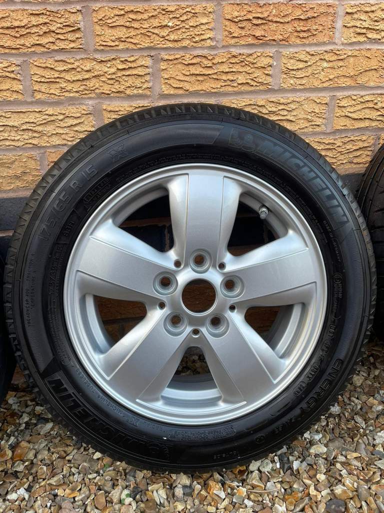 Genuine BMW MINI 15 inch alloy wheels with Michelin tyres
