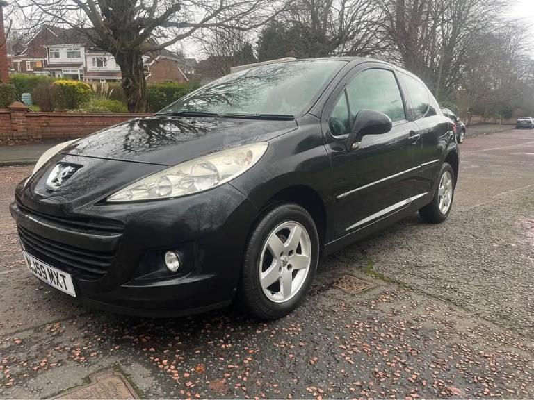 2009 Peugeot 207 1.4 Verve 3dr HATCHBACK Petrol Manual
