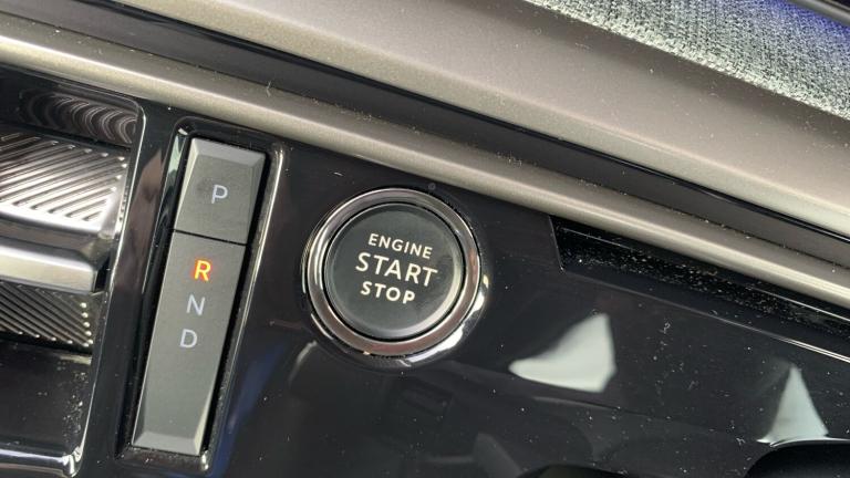 2025 Peugeot 3008 157kW GT 73kWh 5dr Auto HATCHBACK ELECTRIC Automatic