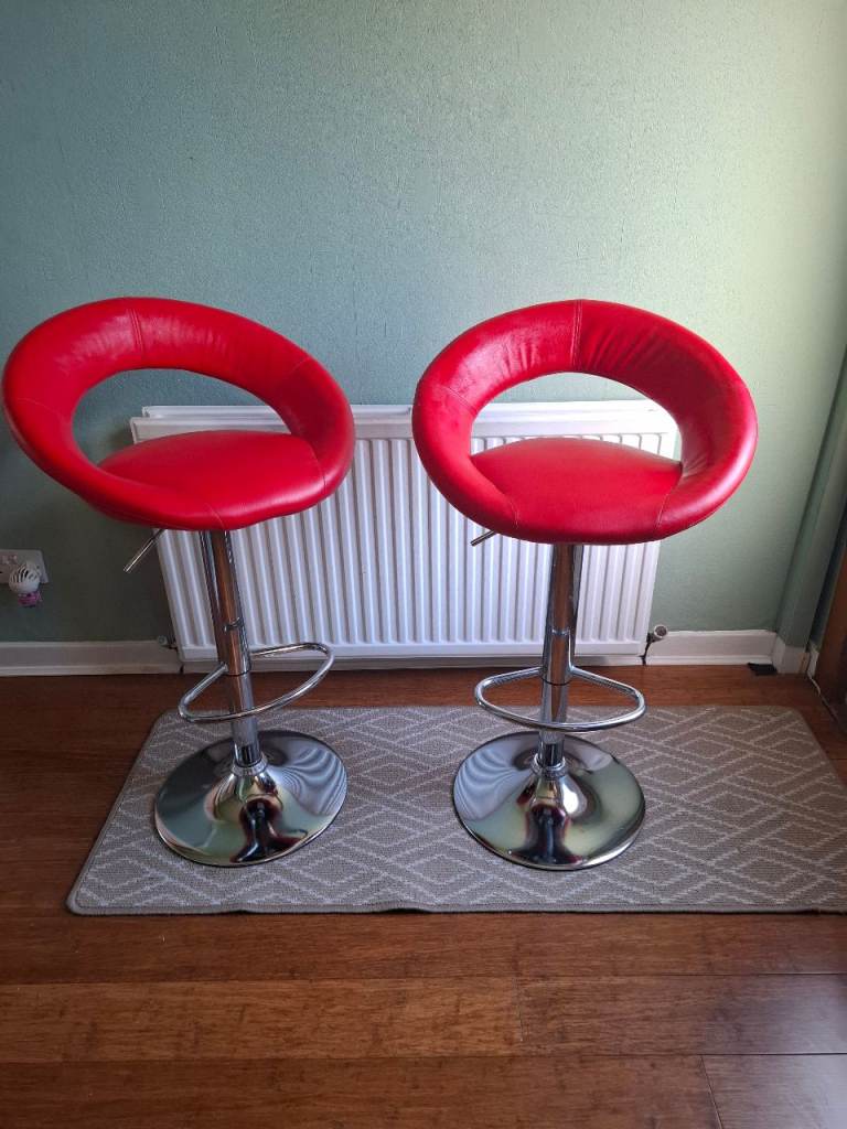 NOW GONE!! Kitchen Bar Stools