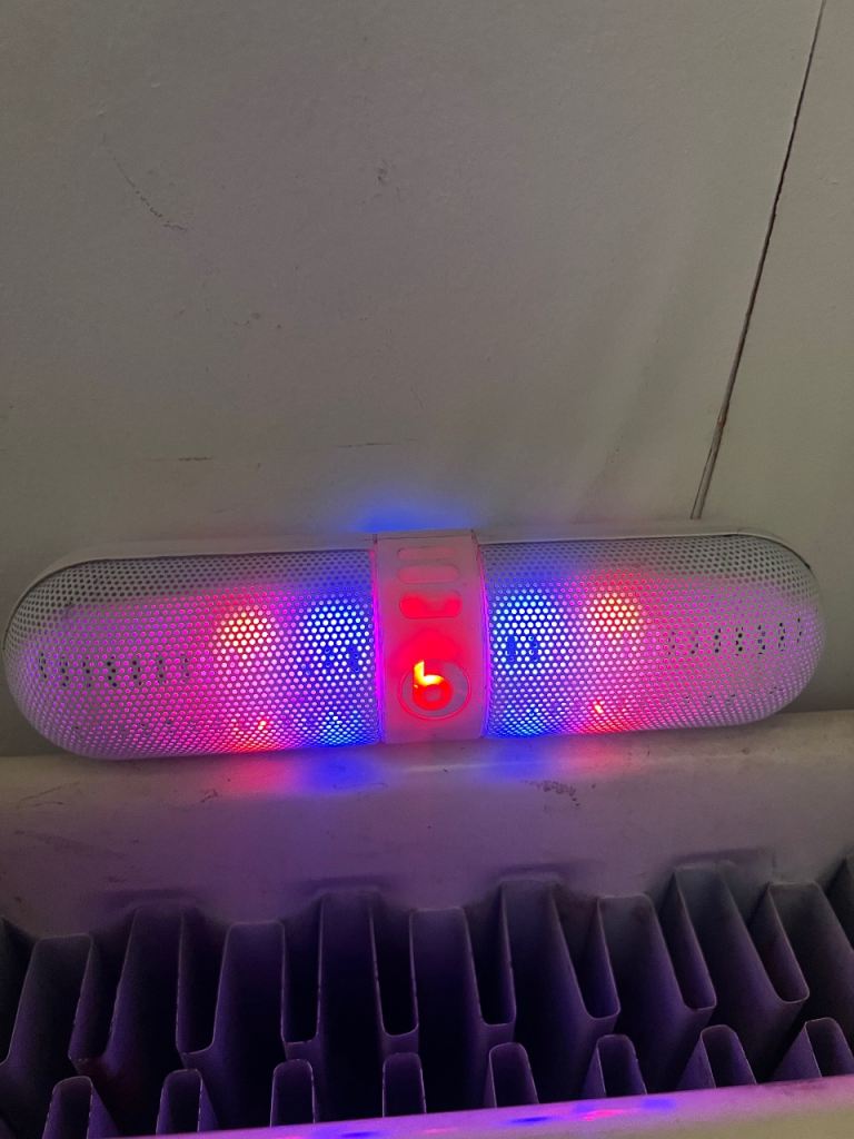 Beats By Bluetooth/USB/Aux In Speaker/Charging Cable 