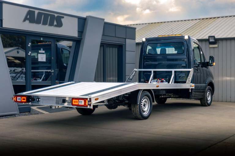 Recovery Truck Body Aluminium Car Transporter body, we can build on any manufact